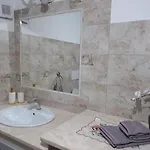 Casa Elias *